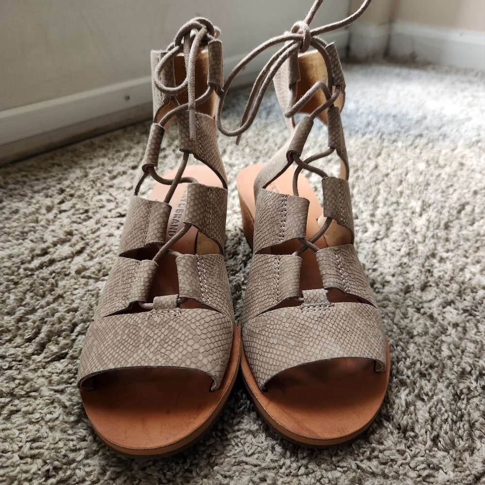 Wedges - Picture 2 of 5